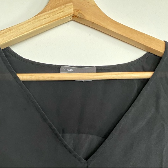 VINCE v neck silk blouse relaxed fit drape - Picture 3 of 8